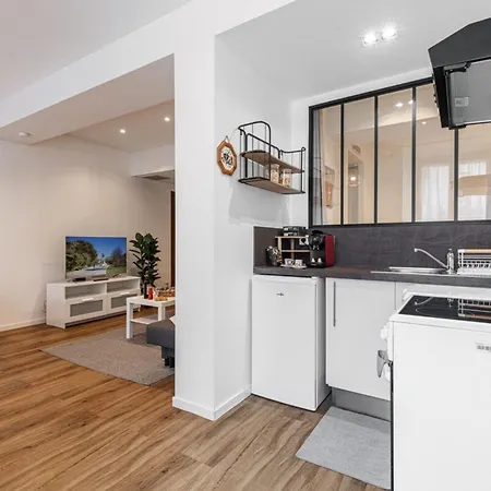 Mari 71 - Unique Near Sea *